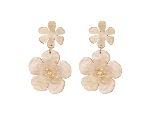 Double flower beige